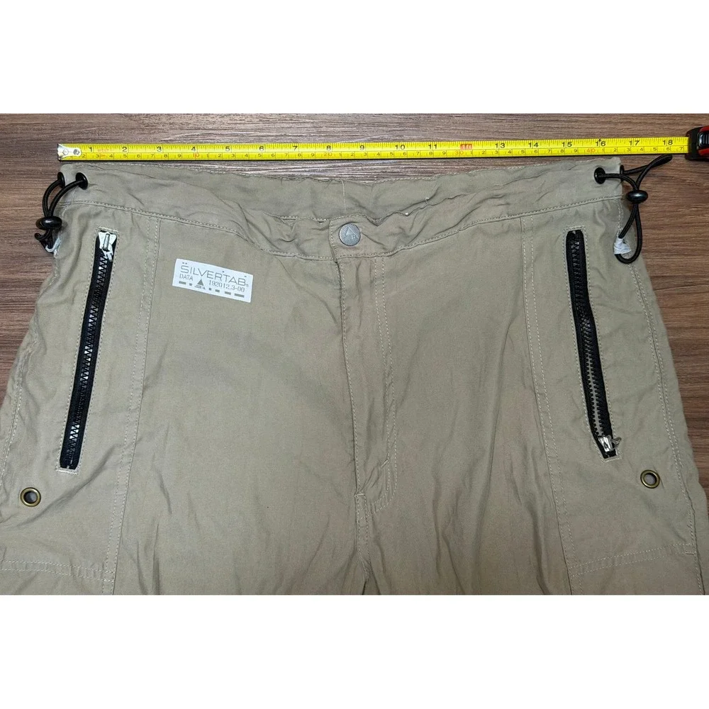 VTG Levis SilverTab Mens Data Khaki Cargo Pants Tan Techwear Bungee Sz M x 34